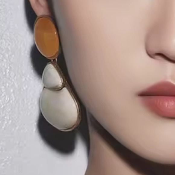 New! Zara vintage color full earrings - Picture 5 of 5